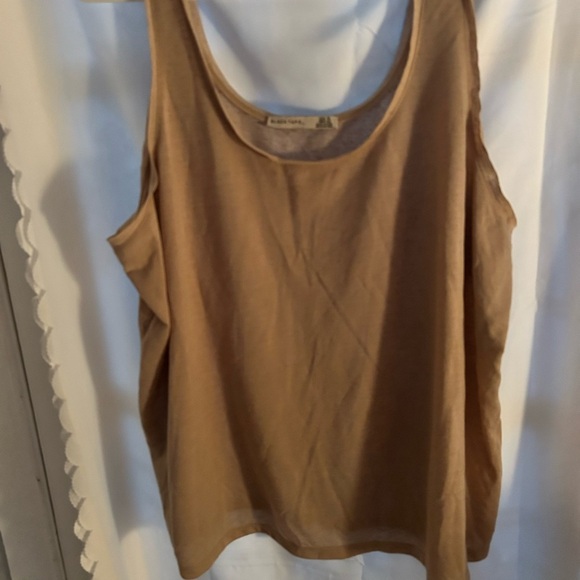 3 XL brown coloured tank tops Dex- Black Tape- Ricki’s the classic new/like new - Picture 11 of 14